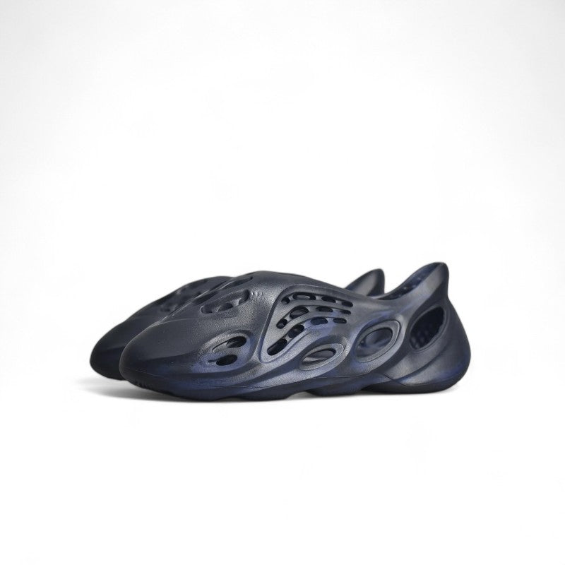  Yeezy Foam Runner ‘Mineral Blue’ 