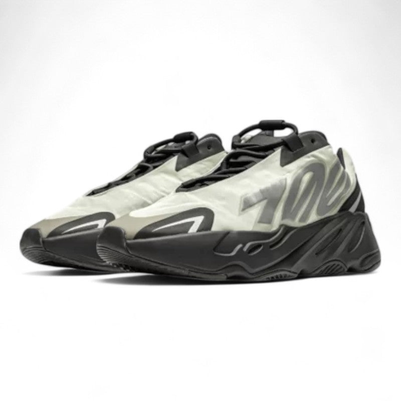  Yeezy Boost 700 MNVN 'Bone' 